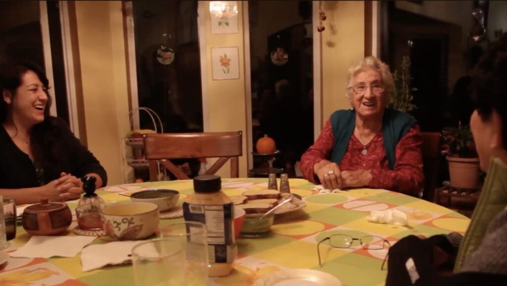 "Me gustaria conversar con personas que supieran algo de Quechua, para poder enseñar tambien.."